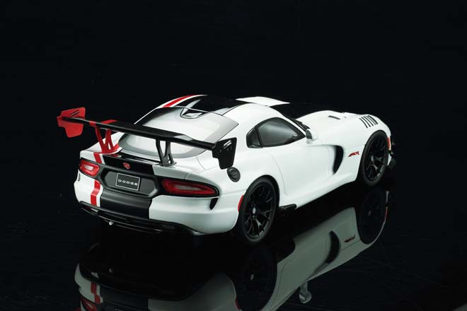 1/18 2016 DODGE VIPER ACR、ミニカー