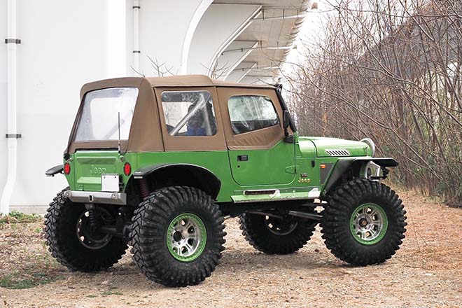 1991 Jeep Wrangler YJ with 5.9L Magnum V8