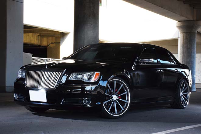 CHRYSLER 300