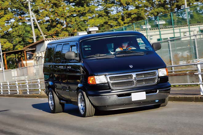 2003 DODGE RAM VAN